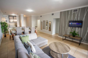 Stay at the Point - Harbour Haven